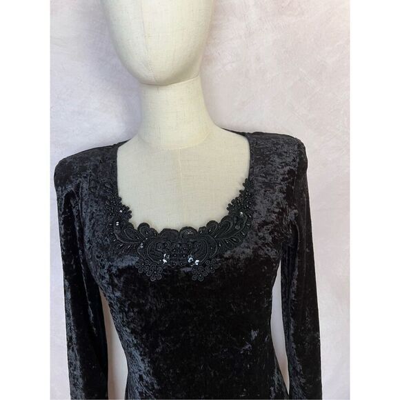 Vintage Black Velvet Whimsy Goth Dress - Picture 4 of 5